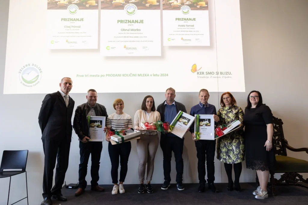 mlecna-kraljica-2025-1-prvi-trije-rejci-z-najvec-prodanimi-litri-mleka-v-letu-2024-scaled